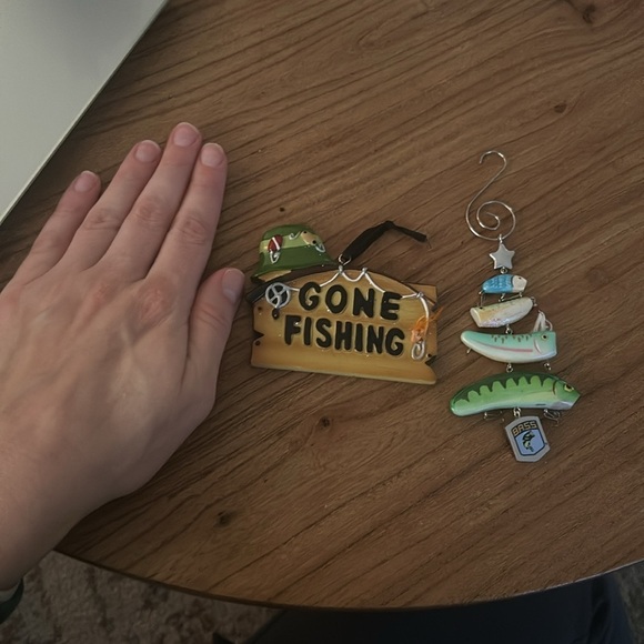 Two fishing Christmas ornaments - Picture 4 of 4